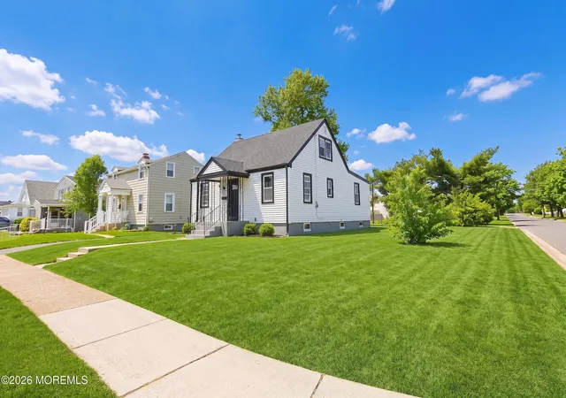 5th image of 33 Morris St, Burlington, NJ 08016 | MLS# 22623373