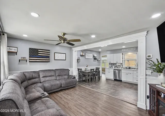 Photo 4 of Sale Pending at 1930 Ravenwood Dr, Toms River, NJ 08753 | MLS# 22623431 | Listing updated on 2026-08-25