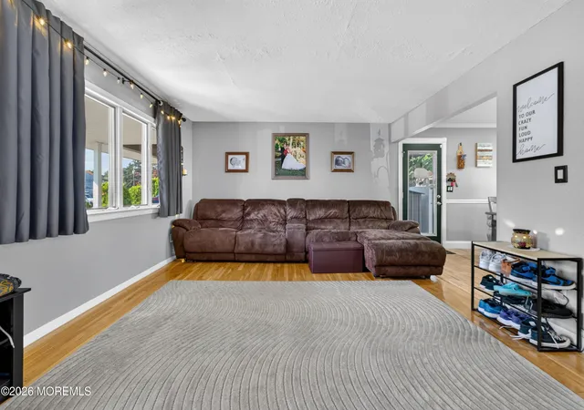 4th image of 5 Jupiter Ct, Old Bridge, NJ 08857 | MLS# 22623376
