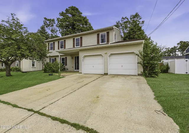 1st image of 829 Mizzen Ave, Beachwood, NJ 08722 | MLS# 22623515