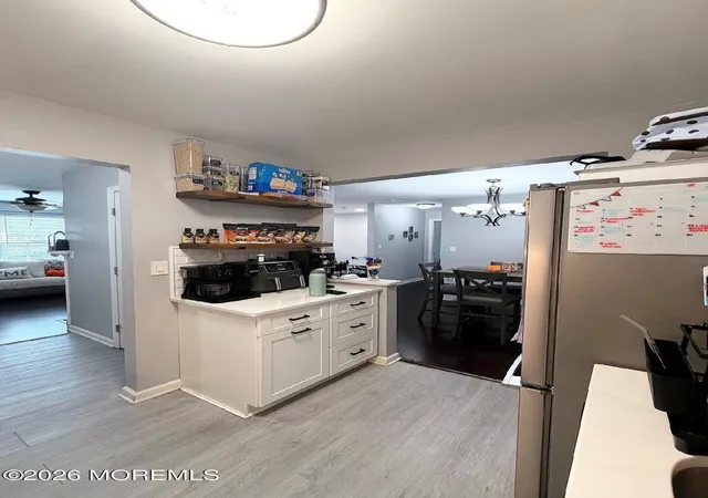 5th image of 704 Wellington Pl, Matawan, NJ 07747