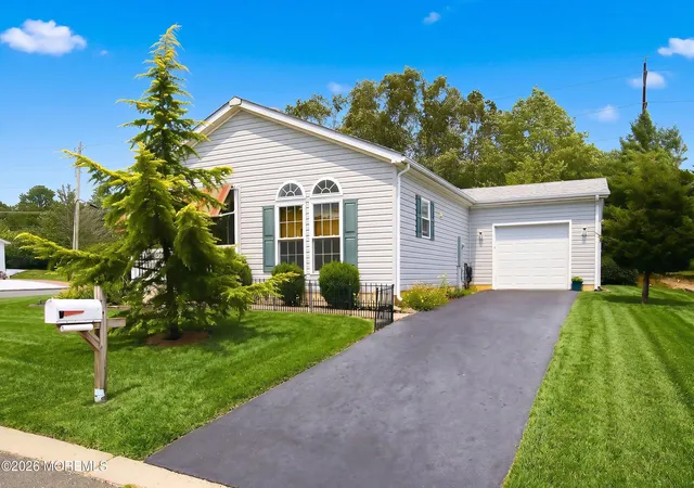 Photo 2 of Manufactured home for sale at 60 Fort Lee Dr, Manahawkin, NJ 08050 | MLS# 22623445 | Listing updated on 2026-09-29