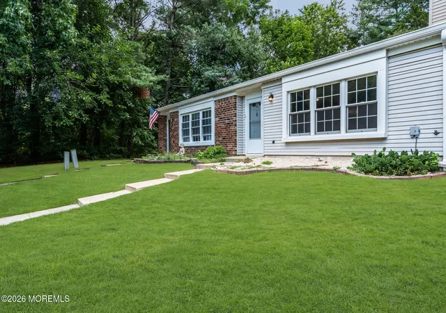 3rd image of 16 Excalibur Ct, Old Bridge, NJ 08857 | MLS# 22624593
