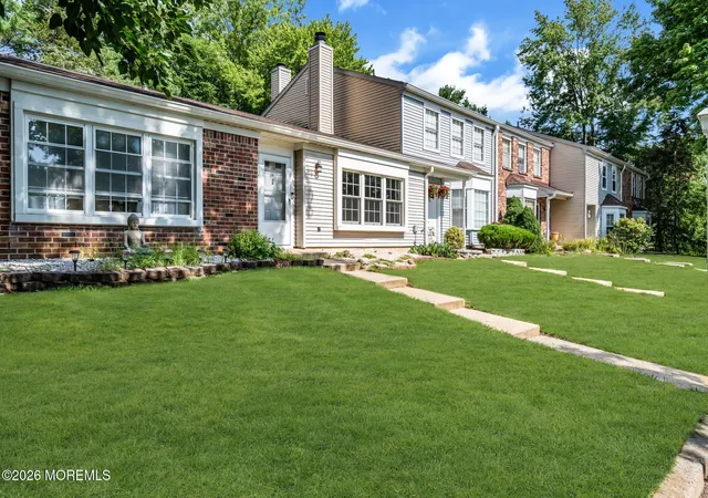 4th image of 16 Excalibur Ct, Old Bridge, NJ 08857 | MLS# 22624593