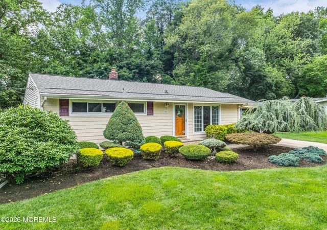Photo 2 of Single family home for sale at 154 Parkview Ter, Lincroft, NJ 07738 | MLS# 22623887 | Listing updated on 2026-09-09