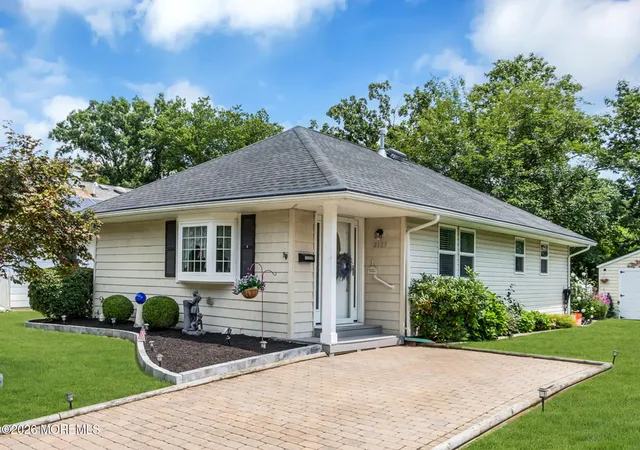 3rd image of 2125 Mount Hope Ln, Toms River, NJ 08753 | MLS# 22623942
