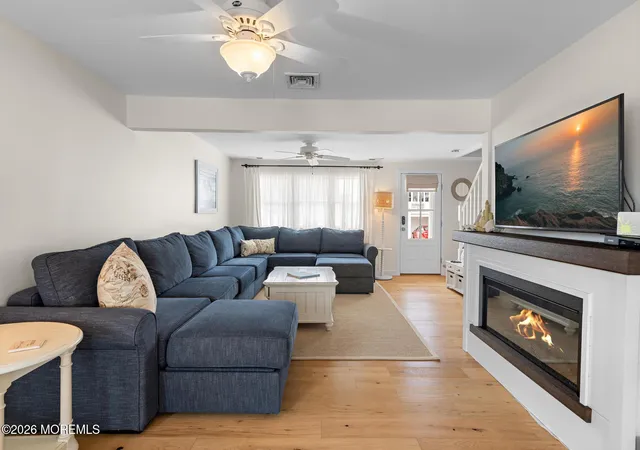 3rd image of 54 Frank Dr, Manahawkin, NJ 08050 | MLS# 22623502