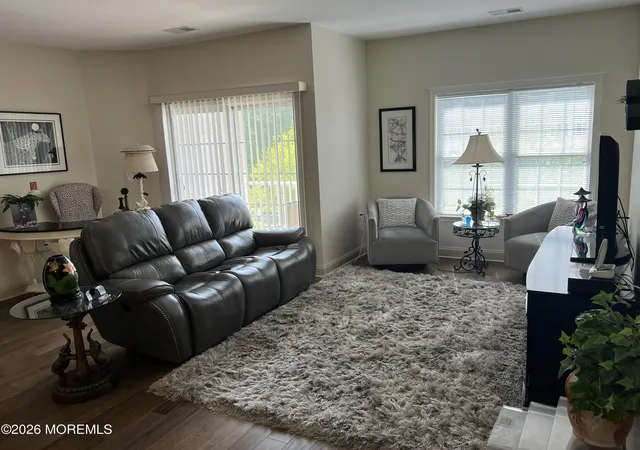 3rd image of 1325 Falston Cir #1325, Old Bridge, NJ 08857 | MLS# 22623608