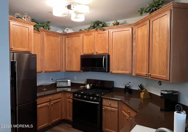 4th image of 1325 Falston Cir #1325, Old Bridge, NJ 08857 | MLS# 22623608