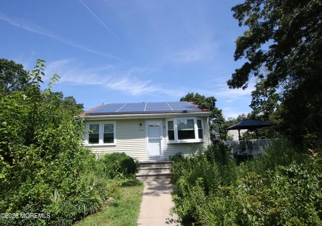 2nd image of 1333 3rd Ave, Toms River, NJ 08757 | MLS# 22623529