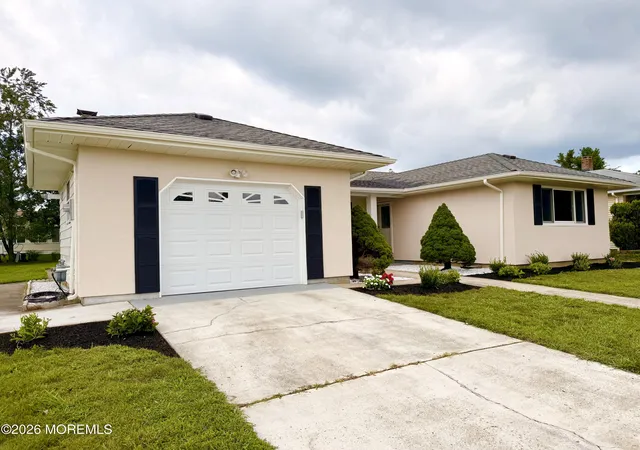 Photo 3 of Sale Pending at 20 Marathon St, Toms River, NJ 08757 | MLS# 22623536 | Listing updated on 2026-09-11
