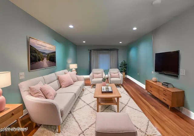 Photo 3 of Sale Pending at 10 Beacon Ct #80, Holmdel, NJ 07733 | MLS# 22623818 | Listing updated on 2026-08-20