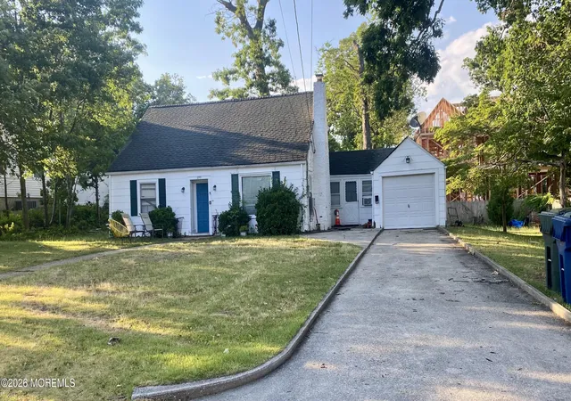 Photo 1 of Single family home for sale at 255 Garfield Ave, Oakhurst, NJ 07755 | MLS# 22623566 | Listing updated on 2026-07-31