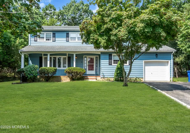 Photo 2 of Single family home for sale at 16 Friar Ct, Toms River, NJ 08753 | MLS# 22623665 | Listing updated on 2026-09-06