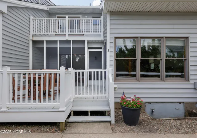 Listing Photo 4 - Condo for sale in building located at 2 Vessel Rd, Waretown, NJ 08758 - Unit #5