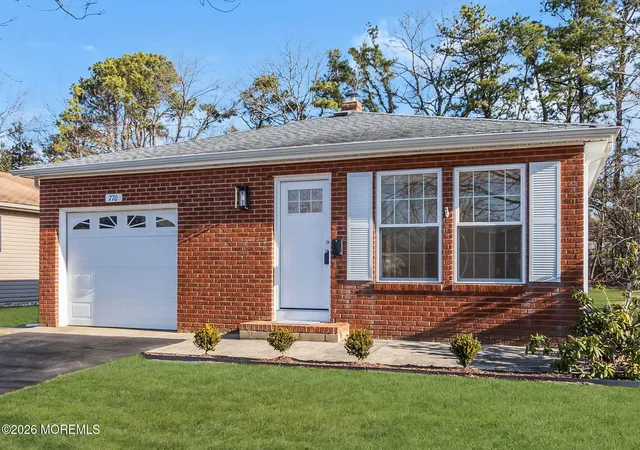 Photo 1 of Single family home for sale at 770 Jamaica Blvd, Toms River, NJ 08757 | MLS# 22623581 | Listing updated on 2026-08-01
