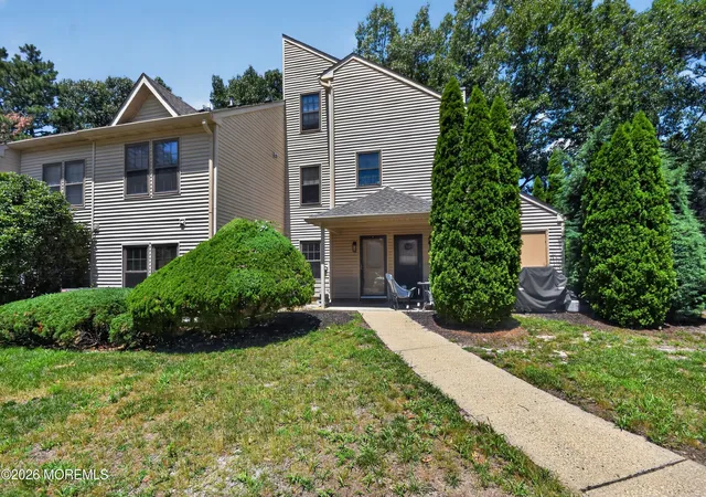 5th image of 310 Owls Nest Ct, Jackson, NJ 08527 | MLS# 22623586