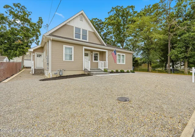 2nd image of 350 Jefferson Ct, Brick, NJ 08724 | MLS# 22623644