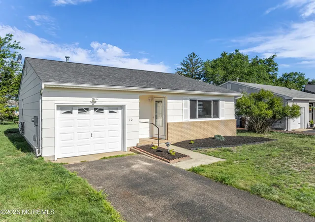 2nd image of 12 Bolingbroke Dr, Toms River, NJ 08757 | MLS# 22623674