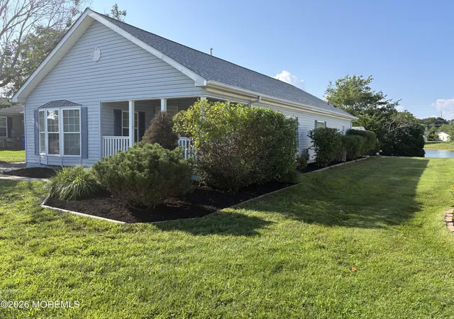 3rd image of 66 Perrys Ln, Manahawkin, NJ 08050 | MLS# 22624728