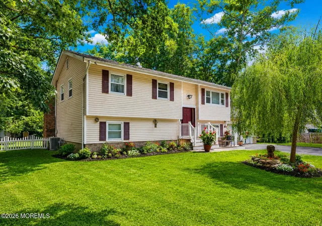 33rd image of 41 Walter Dr, Jackson, NJ 08527 | MLS# 22624635