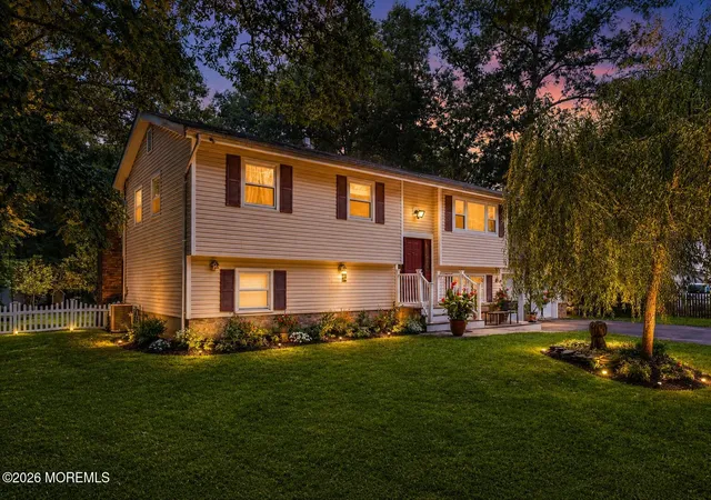3rd image of 41 Walter Dr, Jackson, NJ 08527 | MLS# 22624635