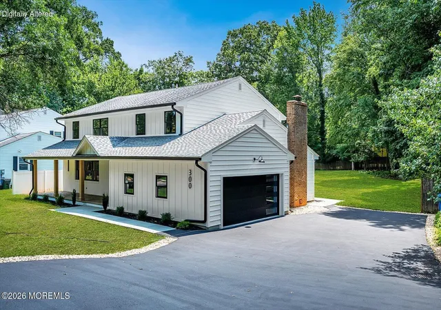 Photo 4 of Single family home for sale at 300 E Chestnut Ave, Metuchen, NJ 08840 | MLS# 22623693 | Listing updated on 2026-10-05