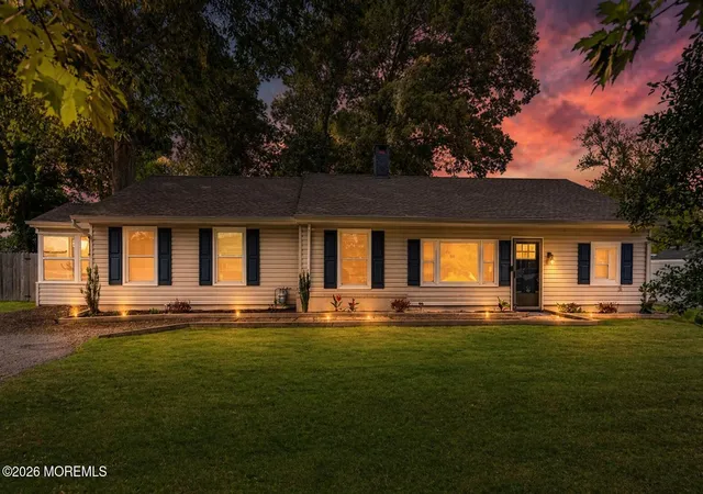 1st image of 609 Main St, Bayville, NJ 08721 | MLS# 22623724