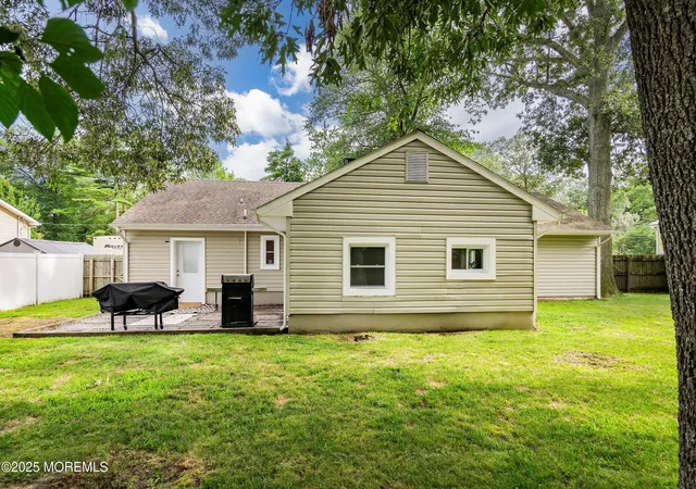 27th image of 609 Main St, Bayville, NJ 08721 | MLS# 22623724