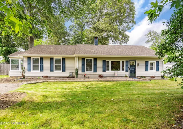 2nd image of 609 Main St, Bayville, NJ 08721 | MLS# 22623724