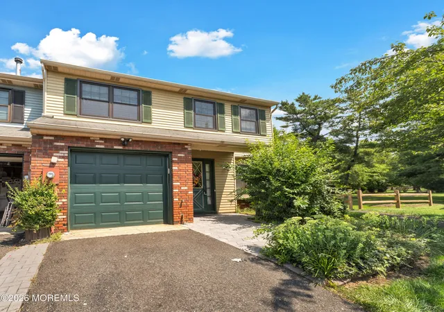 Photo 2 of Single family home for sale at 17 Walton Ct, East Brunswick, NJ 08816 | MLS# 22623827 | Listing updated on 2026-09-21