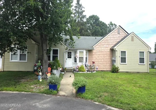 Photo 3 of Single family home for sale at 4c Ardsley Ave #63, Whiting, NJ 08759 | MLS# 22623725 | Listing updated on 2026-09-13
