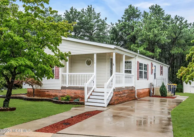 1st image of 540 Momosa Dr, Whiting, NJ 08759 | MLS# 22624032