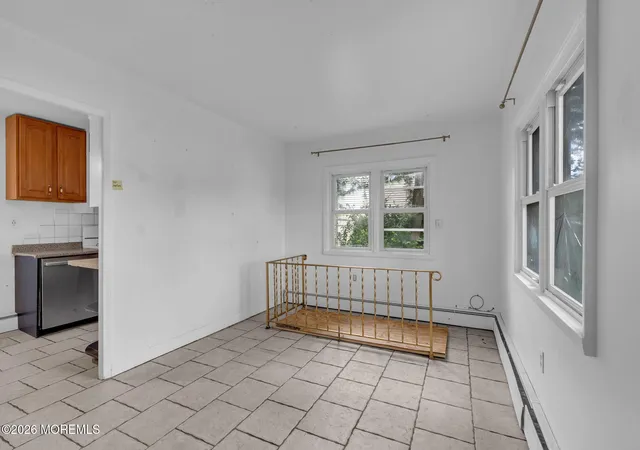 5th image of 719 Cliffwood Ave, Keyport, NJ 07735 | MLS# 22623871