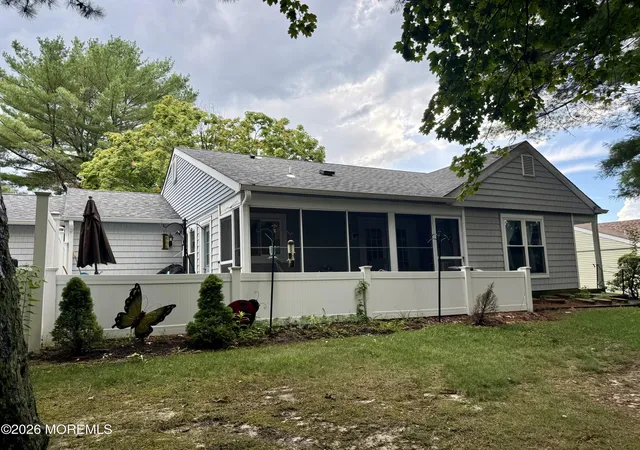 4th image of 808B Westminster Ct, Manchester, NJ 08759 | MLS# 22623901