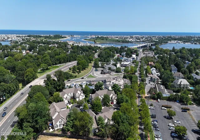 46th image of 12 Courtyard Ln, Brielle, NJ 08730 | MLS# 22623754
