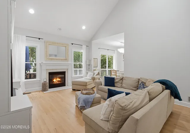 5th image of 219 Hilliard Blvd, Manahawkin, NJ 08050 | MLS# 22623761