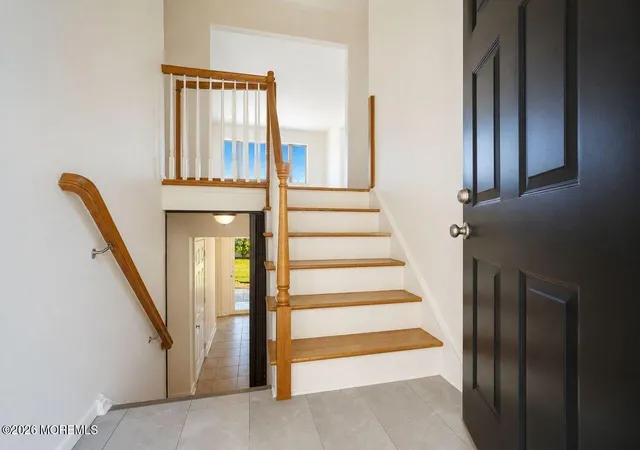2nd image of 6 Ennis Dr, Hazlet, NJ 07730 | MLS# 22624225