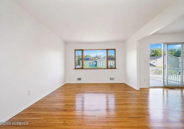 4th image of 6 Ennis Dr, Hazlet, NJ 07730 | MLS# 22624225