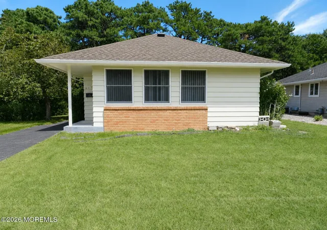 2nd image of 2201 Mount Hope Ln, Toms River, NJ 08753 | MLS# 22624016
