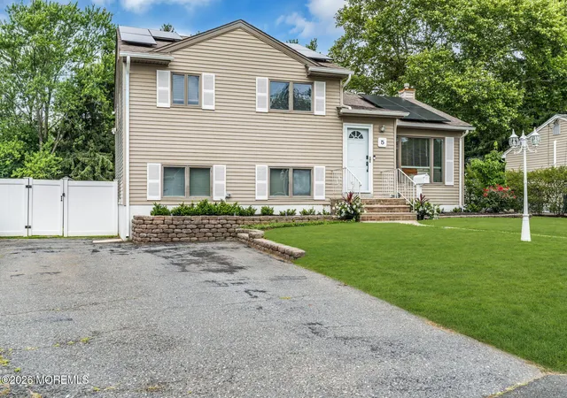 4th image of 5 Forsgate Dr, Freehold, NJ 07728 | MLS# 22624008