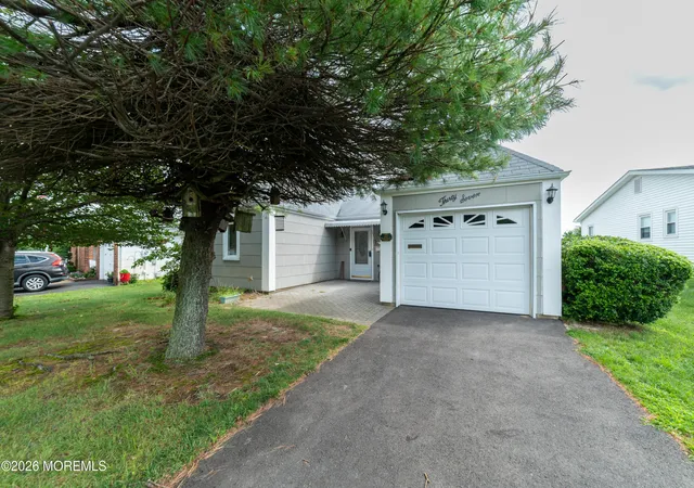 Photo 1 of Single family home for sale at 37 Watkins Rd, Brick, NJ 08724 | MLS# 22623962 | Listing updated on 2026-09-14