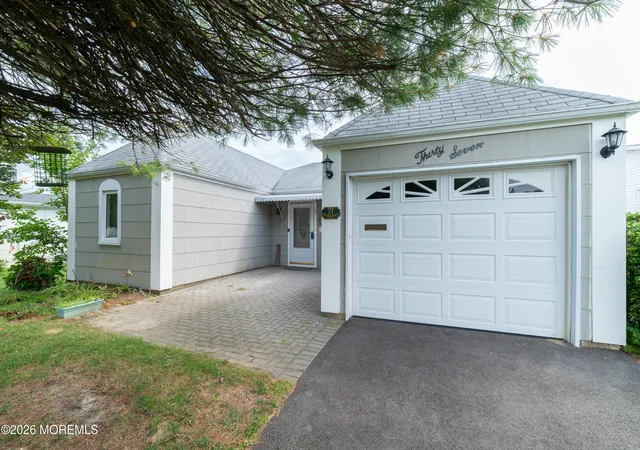 Photo 3 of Single family home for sale at 37 Watkins Rd, Brick, NJ 08724 | MLS# 22623962 | Listing updated on 2026-09-14