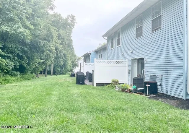 4th image of 82 Cliffwood Ave W #17, Cliffwood, NJ 07721 | MLS# 22623869