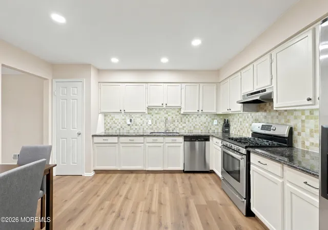 5th image of 137 Redpine Loop, Old Bridge, NJ 08857 | MLS# 22624474