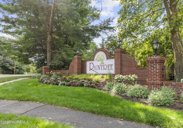 21st image of 147 Tulip Ln, Freehold, NJ 07728 | MLS# 22623973