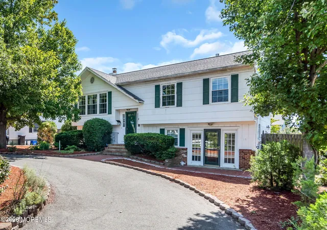 3rd image of 538 Summit Dr, Point Pleasant Boro, NJ 08742 | MLS# 22624553