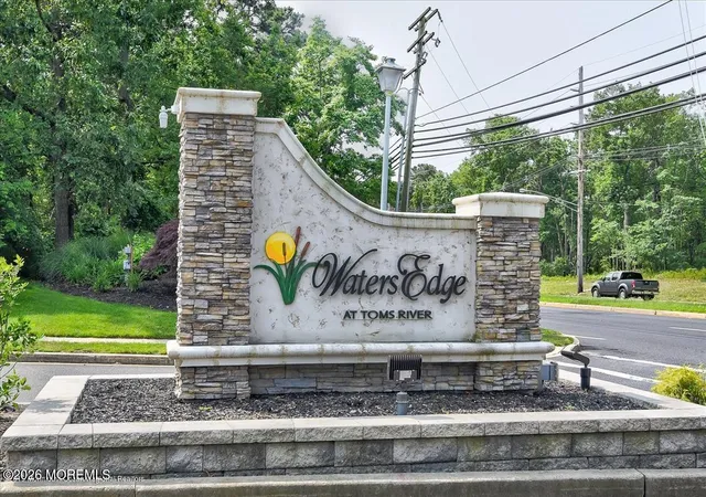 2nd image of 1716 Waters Edge Dr #1716, Toms River, NJ 08753 | MLS# 22624113
