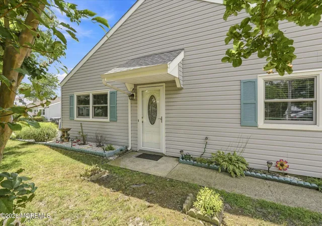 1st image of 9 Gibraltar Ct, Barnegat, NJ 08005 | MLS# 22624413