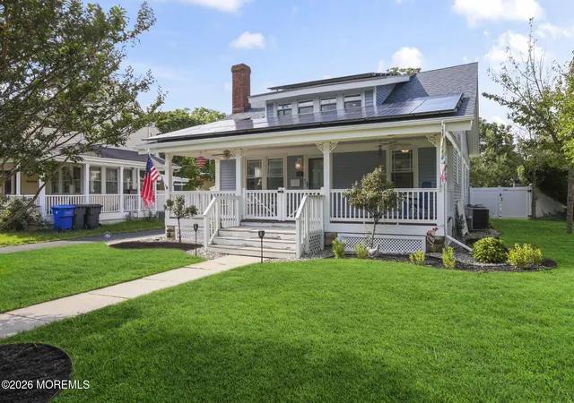 2nd image of 40 Seward Ave, Toms River, NJ 08753 | MLS# 22624129